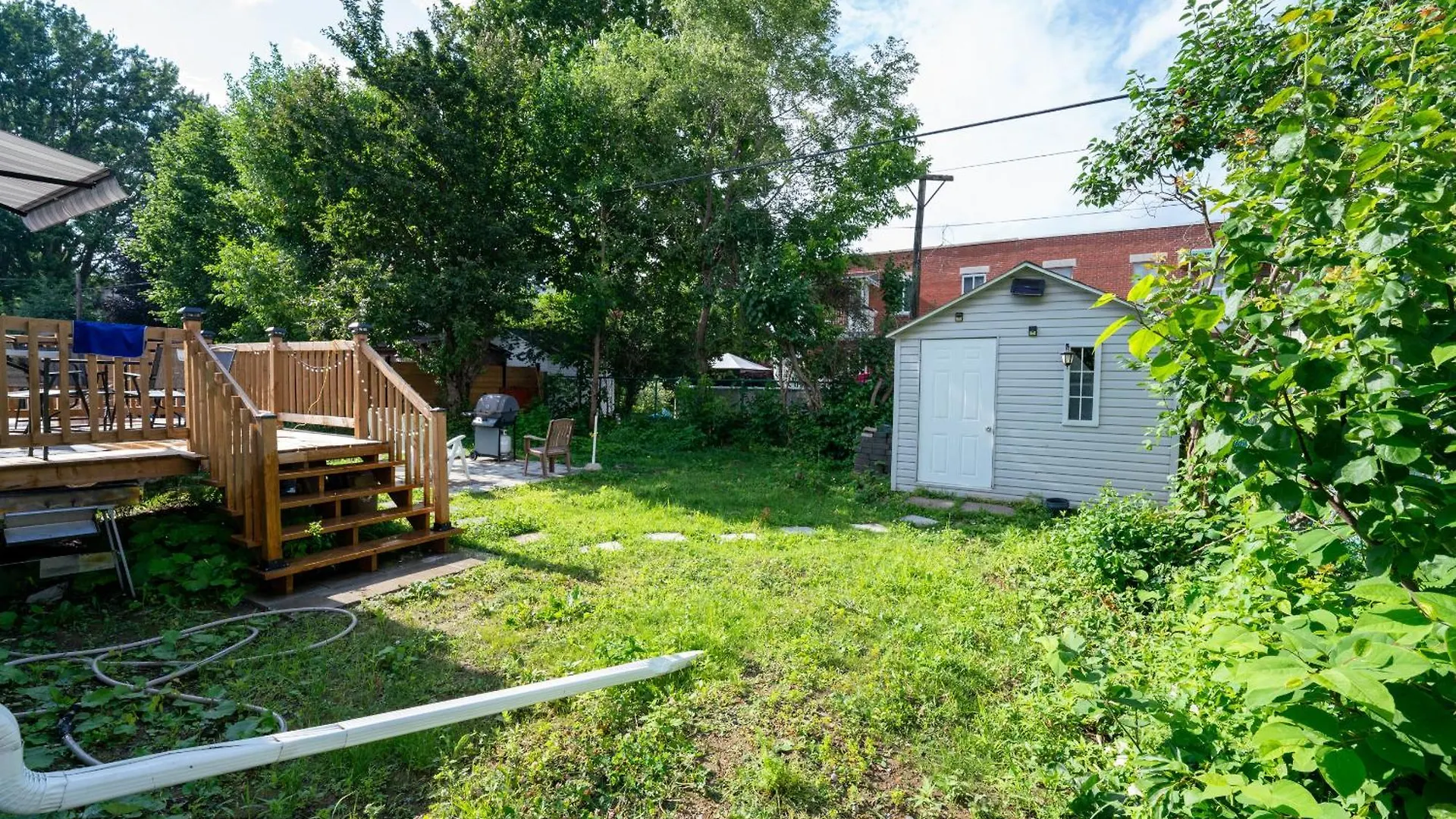 Chalet Detached House Near Metro With Private Parking Villa Montreal